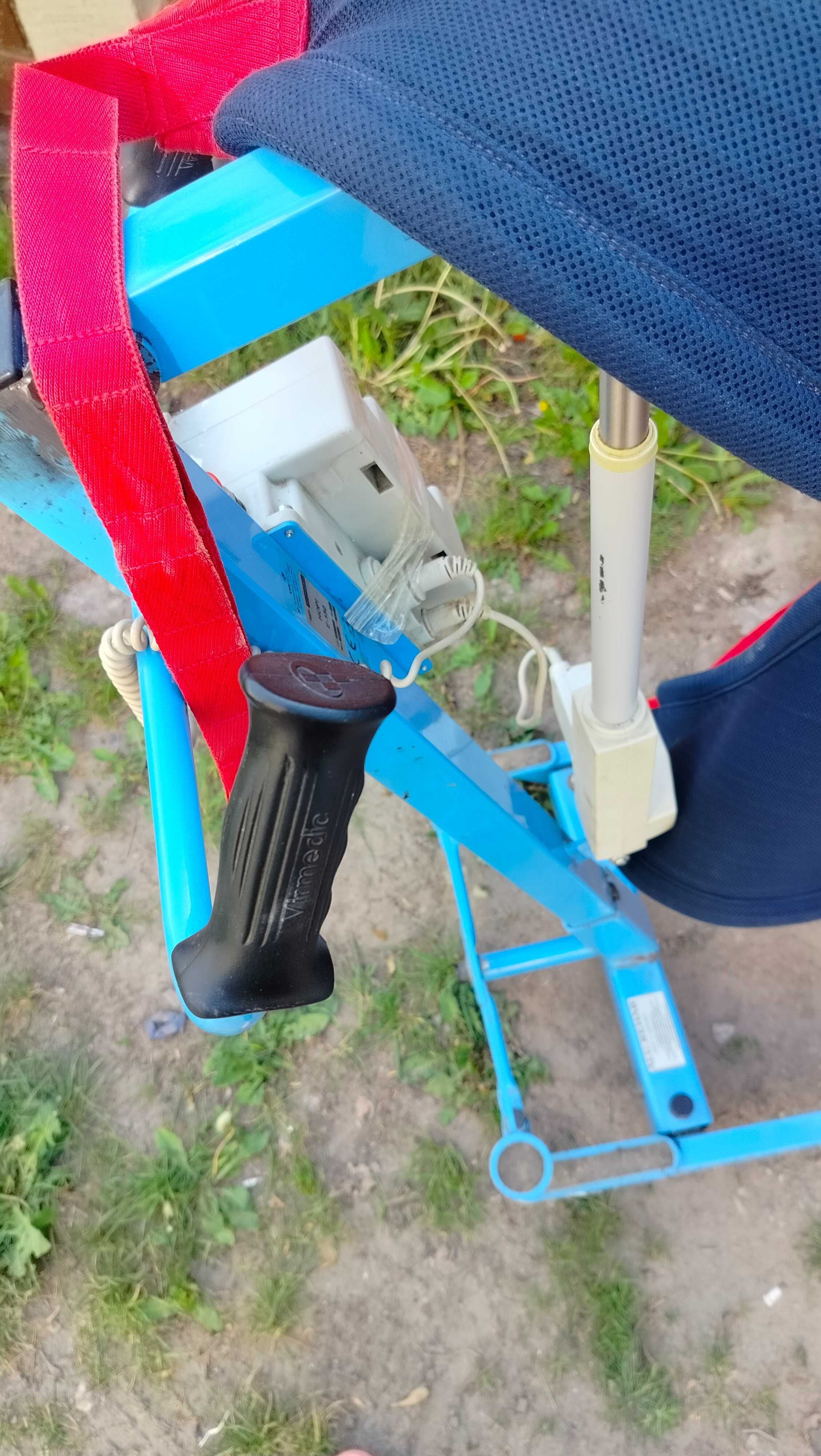 Podnośnik elektryczny dla chorego do naprawy