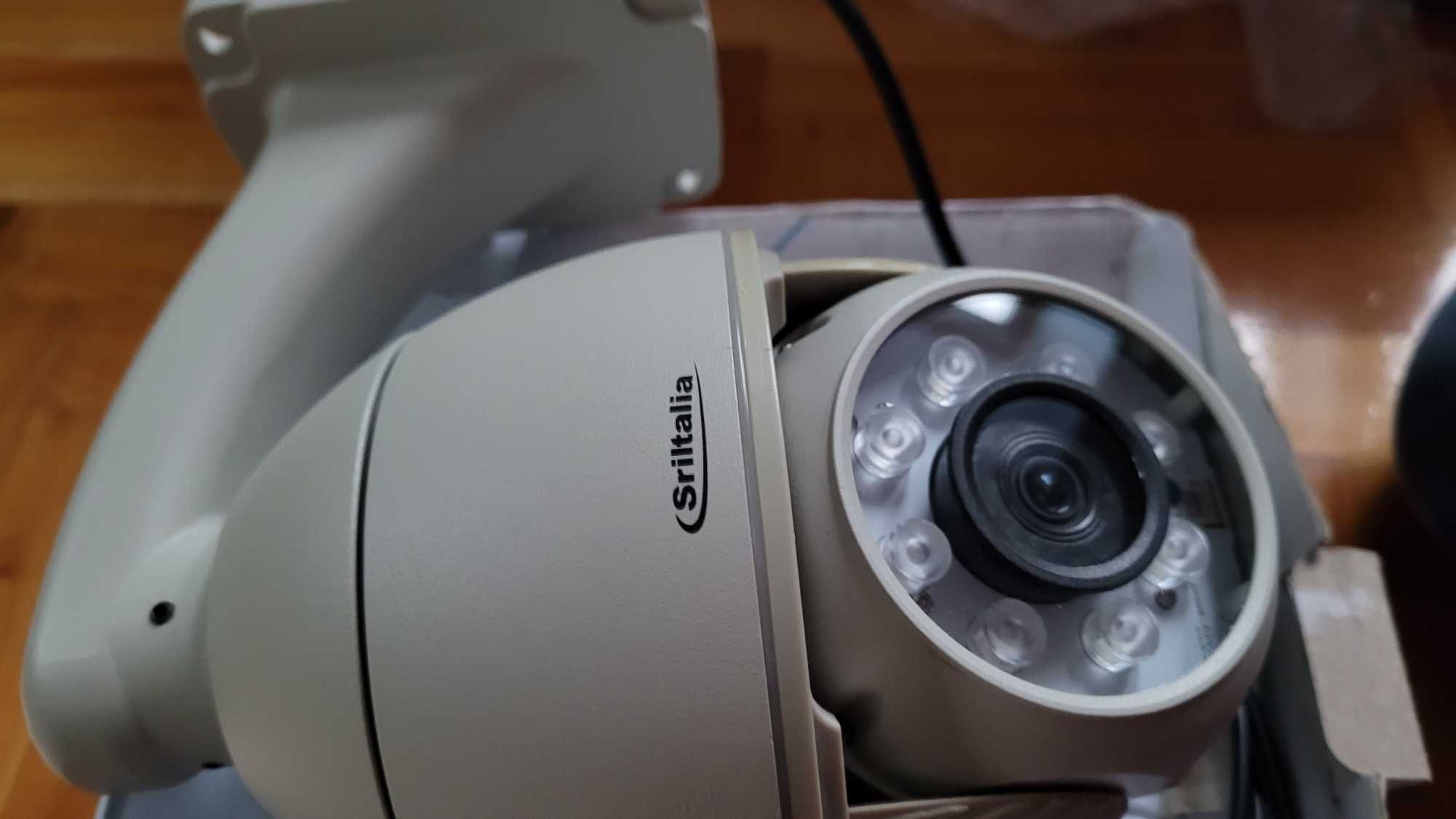 Zewnętrzna Kamera IP obrotowa PTZ 1,3MP