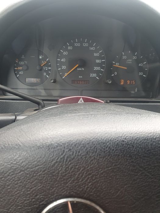 Продам Mercedes ML270