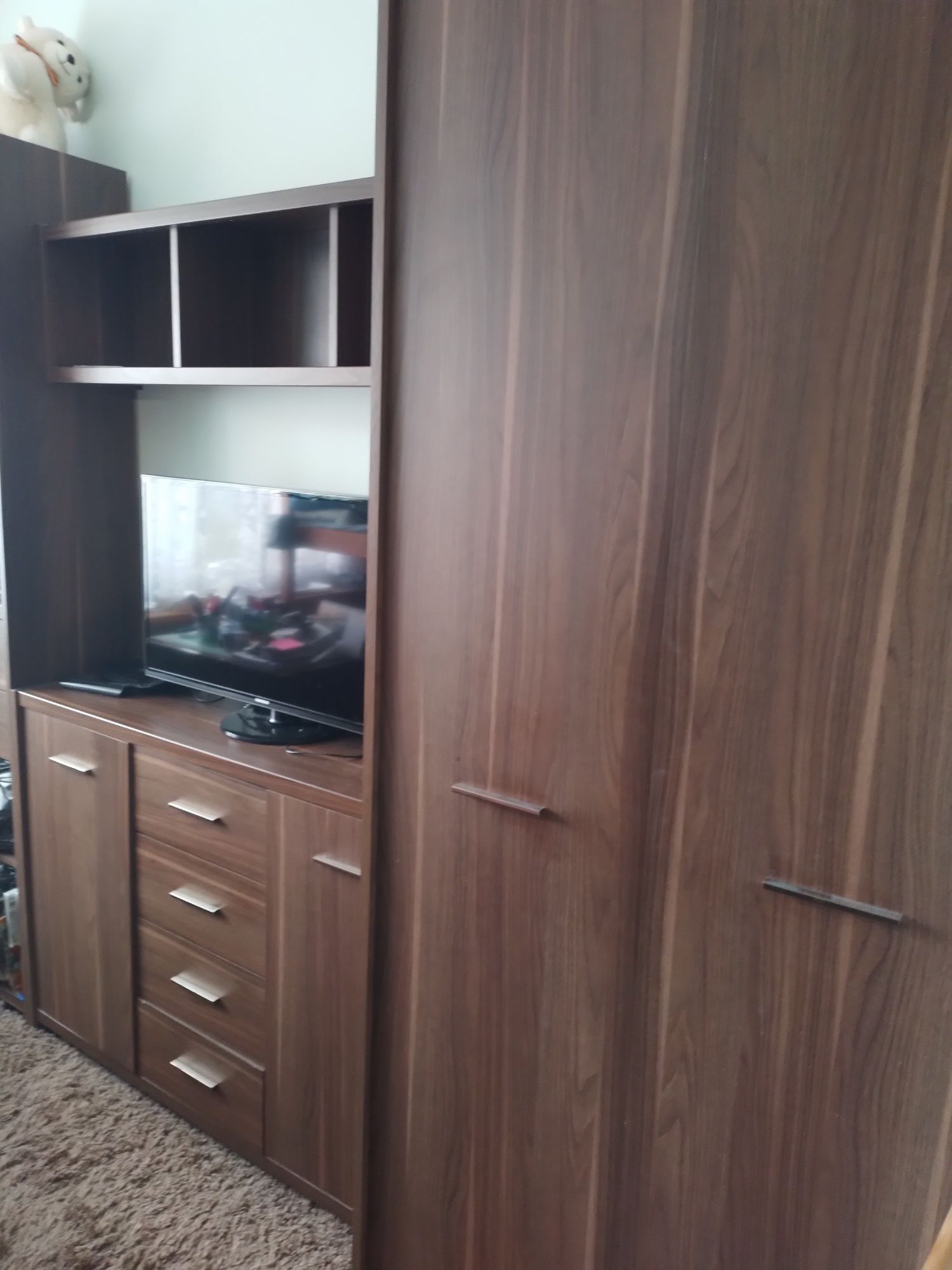 komplet mebli do pokoju