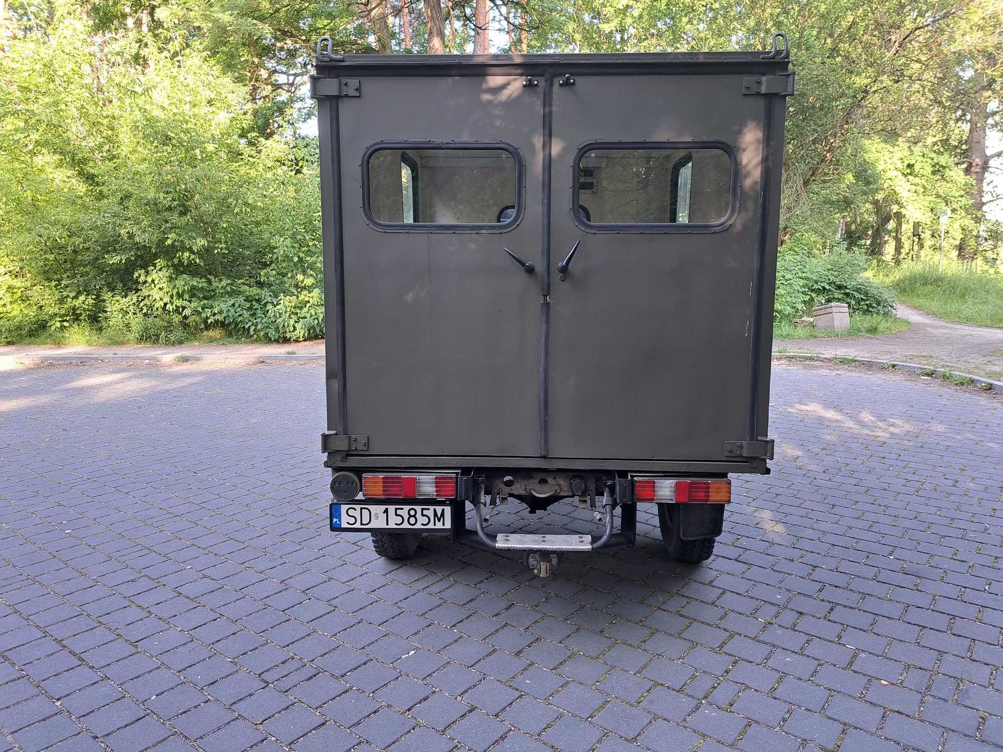 TARPAN  HONKER  1,5 benzyna  sanitarka  zamiana