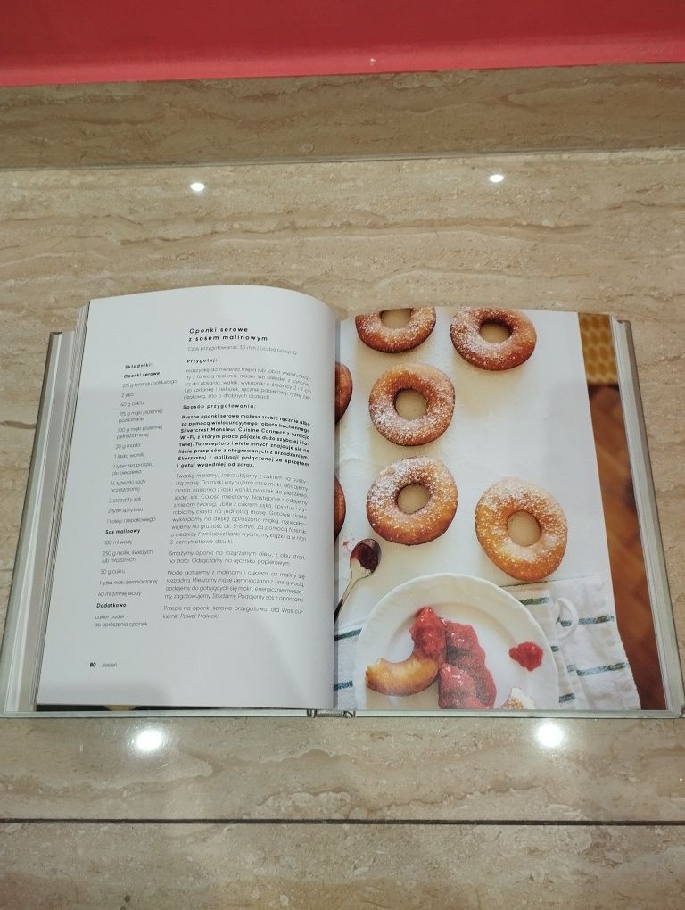 Nowa książka Dom o gotowaniu i domowych sprawach