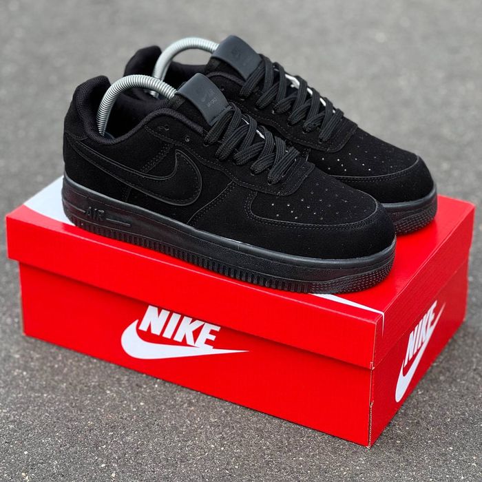 Замшеві чорні чоловічі кросівки Nike air force