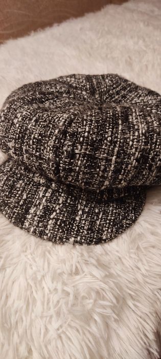 Czapka z daszkiem zimowa