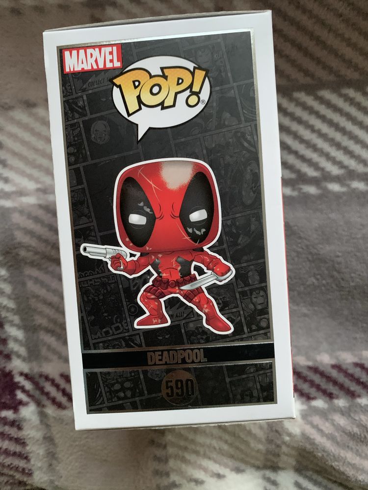funko pop! marvel 80th: first appearence deadpool #590 [metallic]