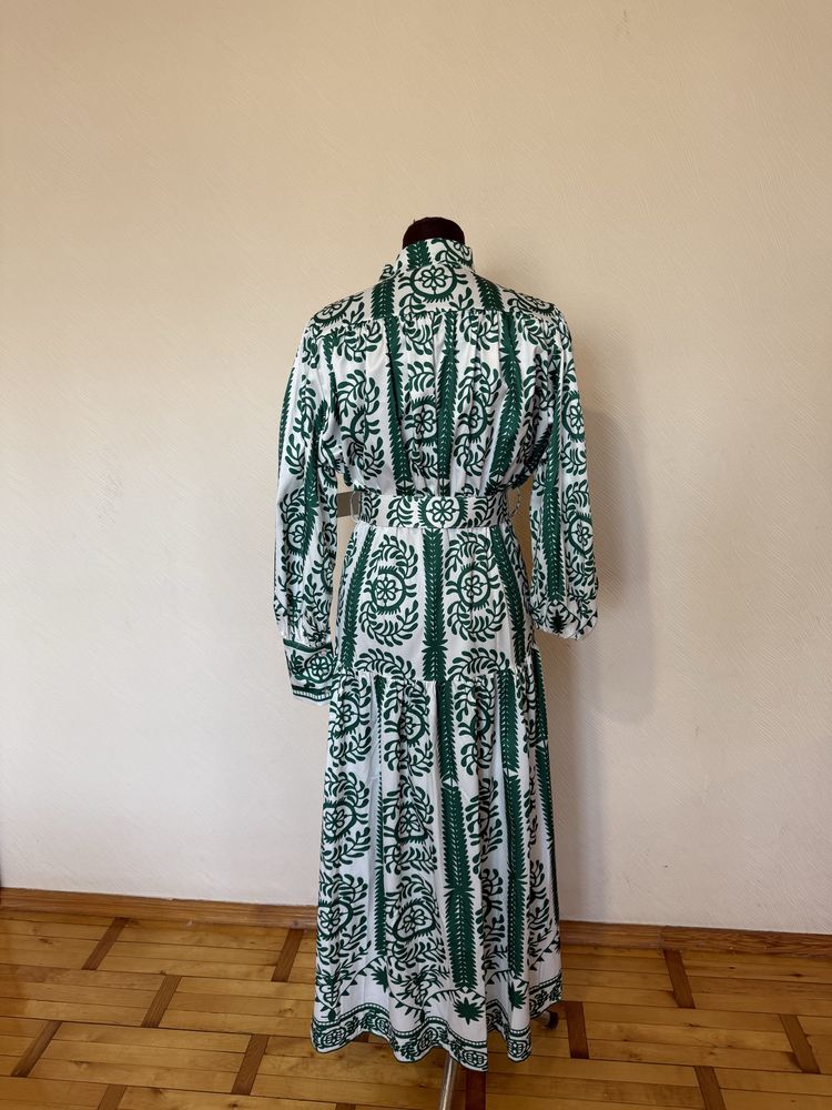 Продам максі сукню