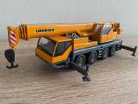 Модель (іграшка) мобільного крану LIEBHERR