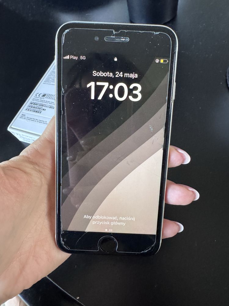 iPhone SE (2022) 64 GB – biały + oryginalne pudełko