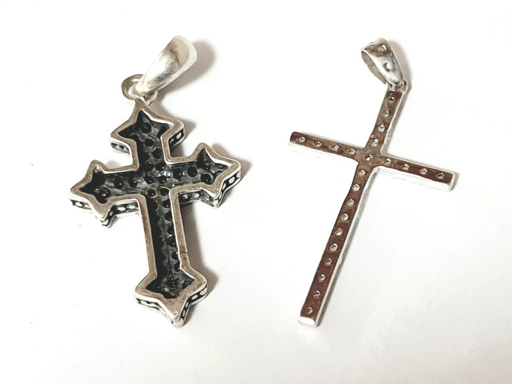 Lindissimos pendentes "crucifixos" em prata e marcasites / zircônia