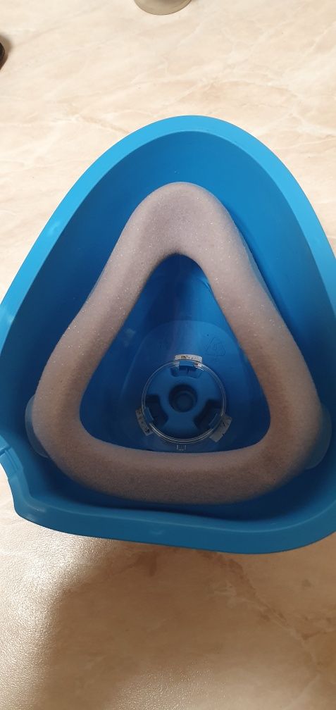 Маска CPAP ResMed AirTouch F20