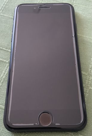 Iphone SE 2020 preto com 64GBs