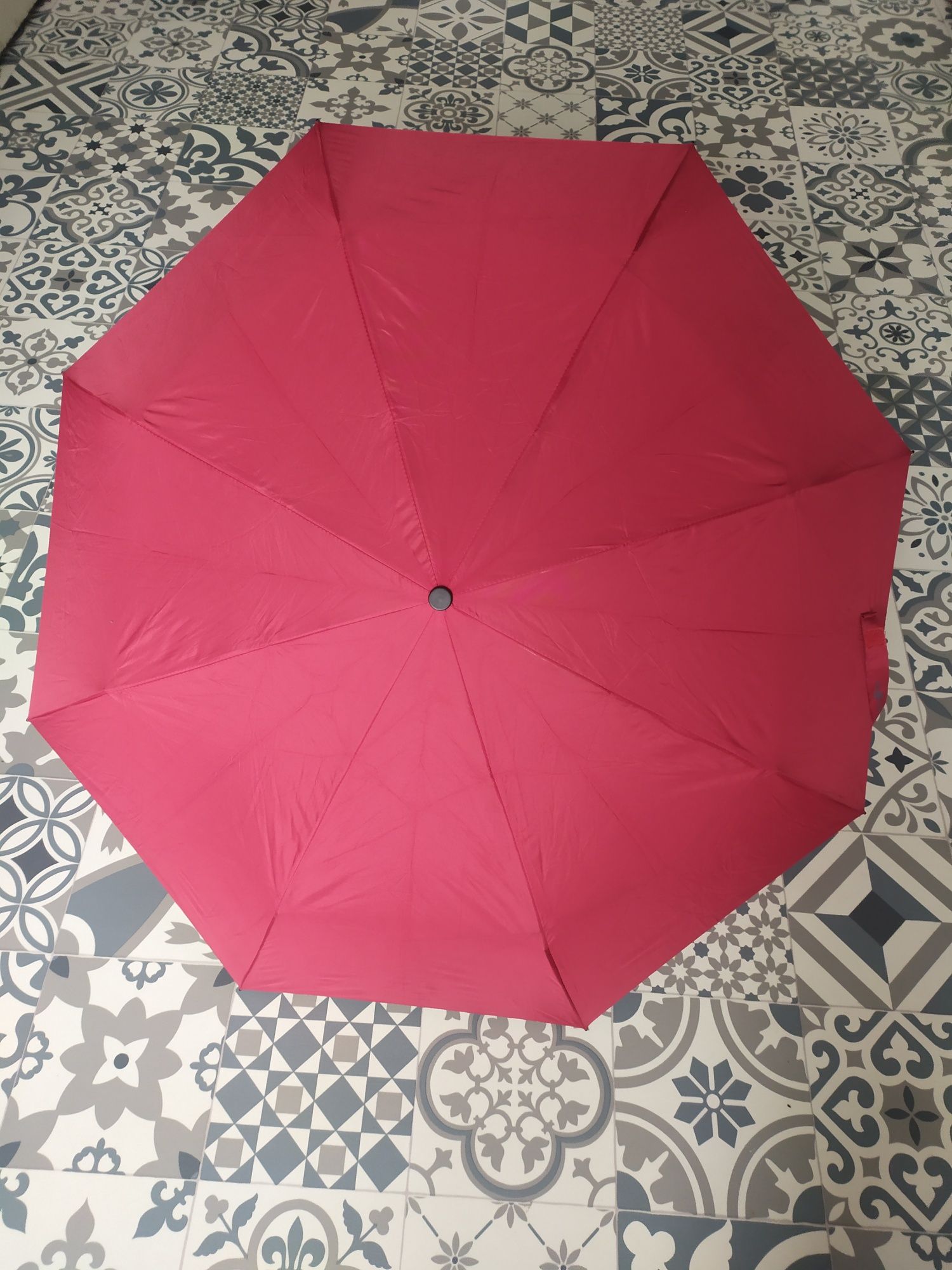 Czerwona parasolka parasol składana mała