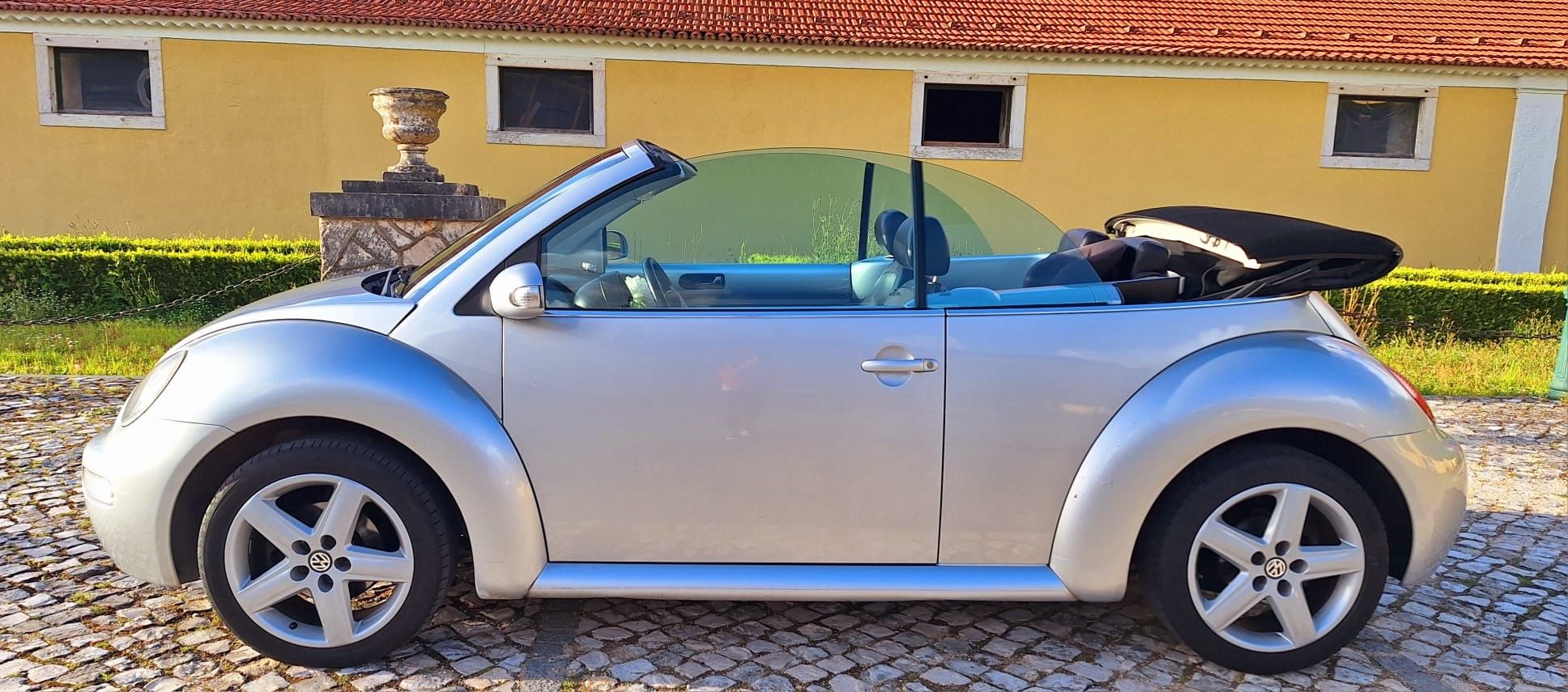 New beetle cabriolet
