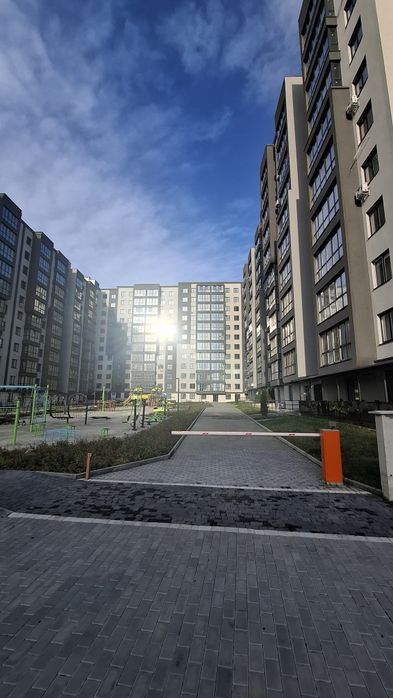 Продам 1-к квартиру з ремонтом ЖК Residence R2 , власник