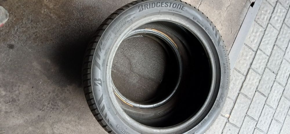 205/50/17 Bridgestone WeatherControl A005