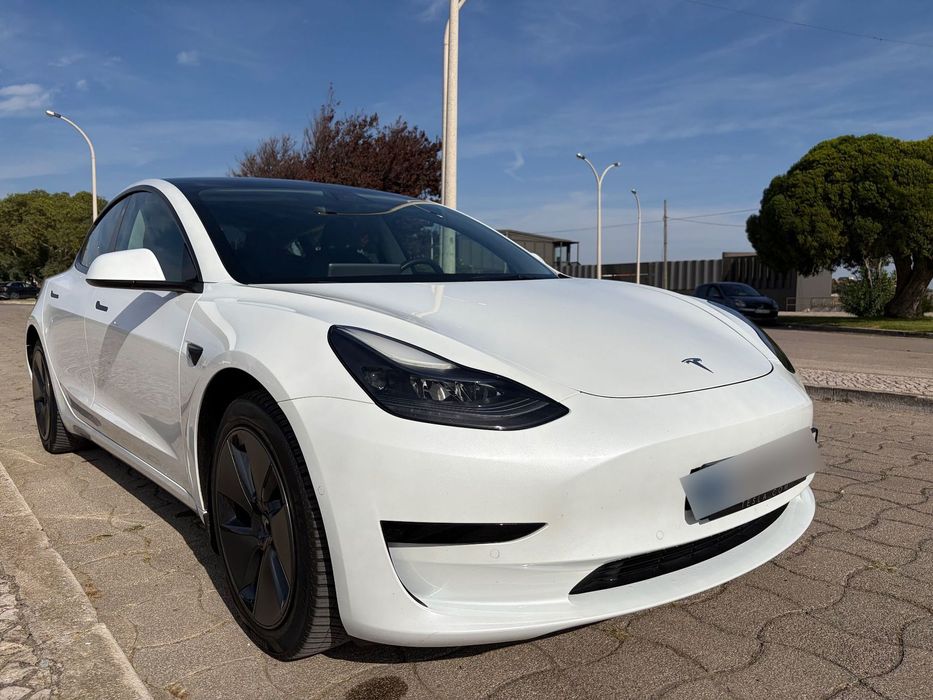 Tesla Model 3 Standard Range Plus RWD