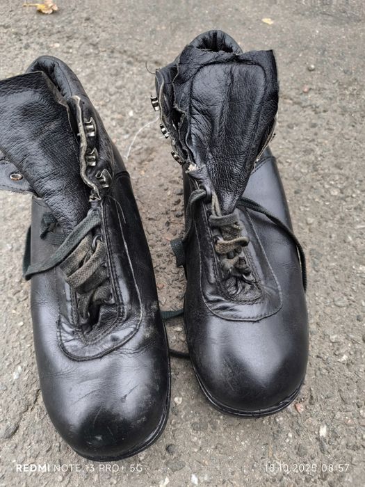 Продам ботинки кожаные размер 41