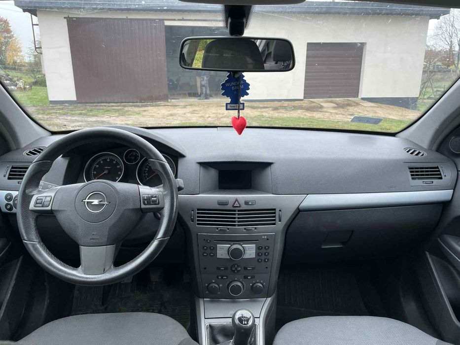 Opel Astra H 2005r.