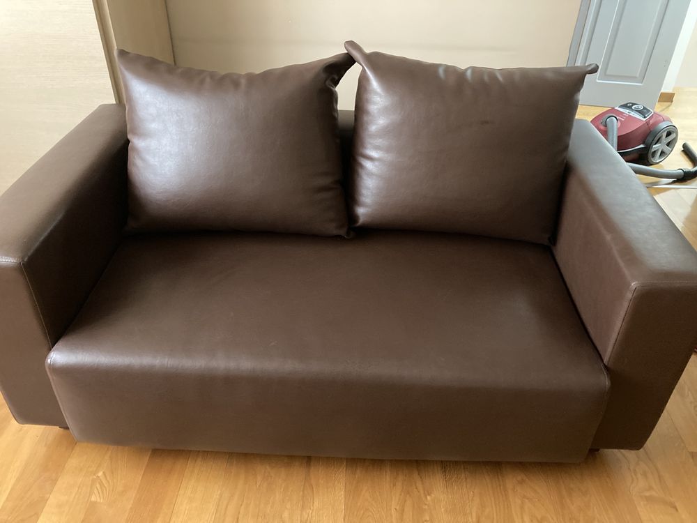 Sofa zl ekoskóry  w kolorze brazowym