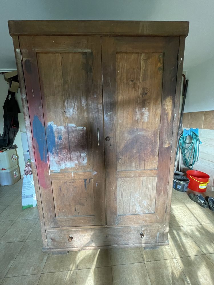 Szafa lite drewno okolo 30-40 letnia szer  120cm wys 193cm gł 54cm