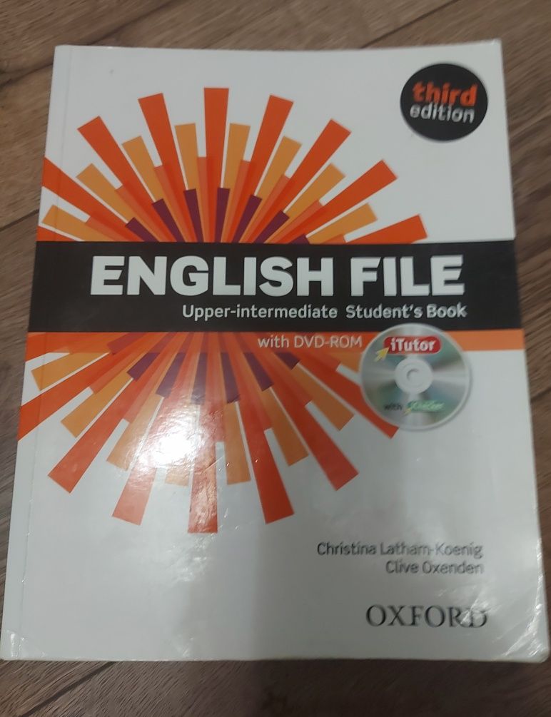 English File Upper-intermediate Student's book+ диск б/у