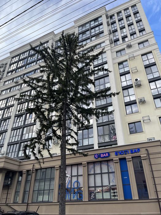 Оренда самий центр міста 18000+КП