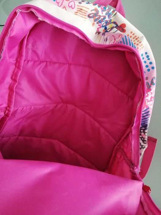 Mochila De menina Marca Violetta		Usada em bom estado	!*