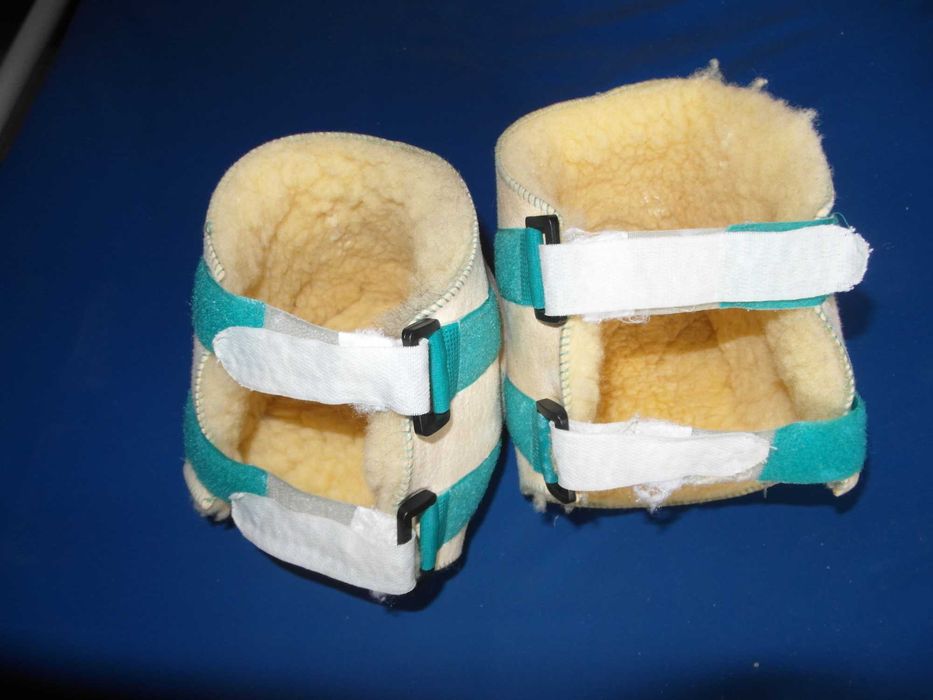 Calcanheiras em pele de Carneiro