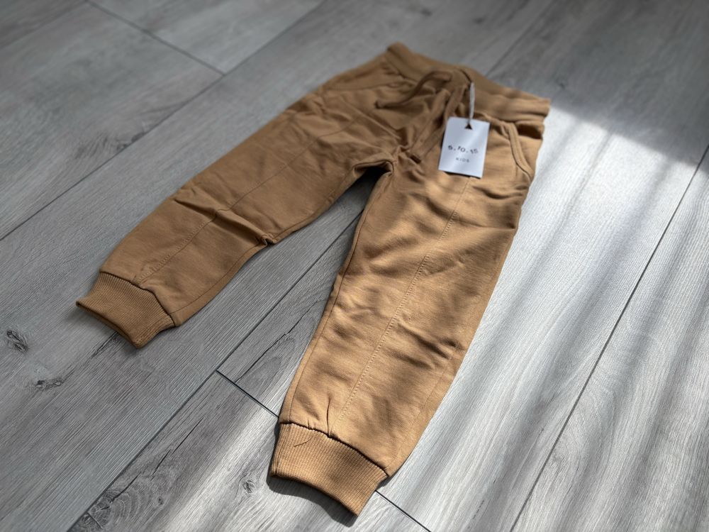 Nowe spodnie chłopięce 5.10.15 Kids r. 98 Dresowe spodnie dziecięce