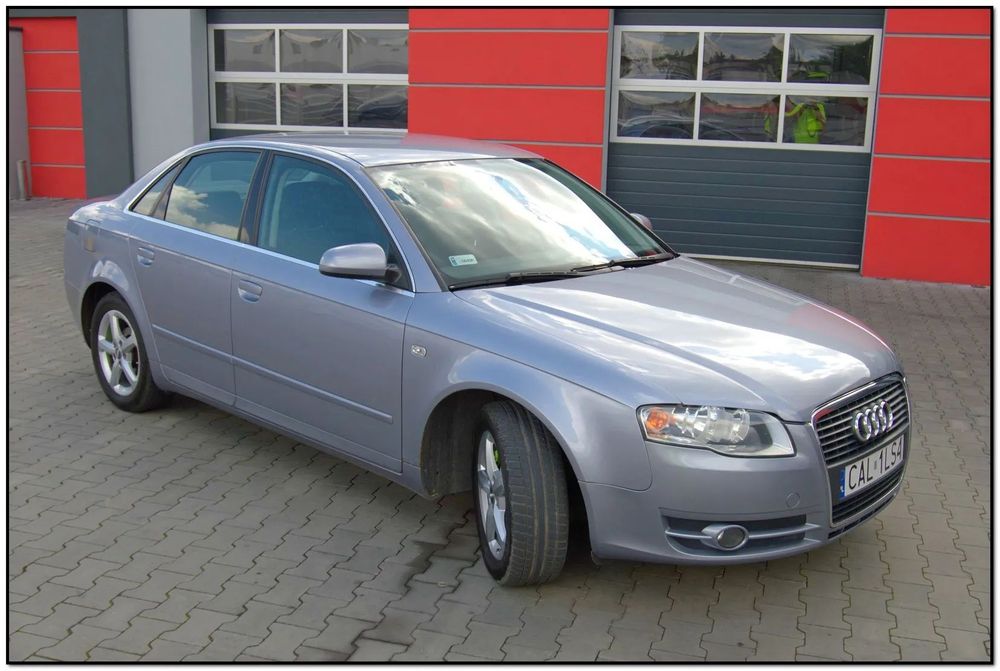 Audi A4 Limousine