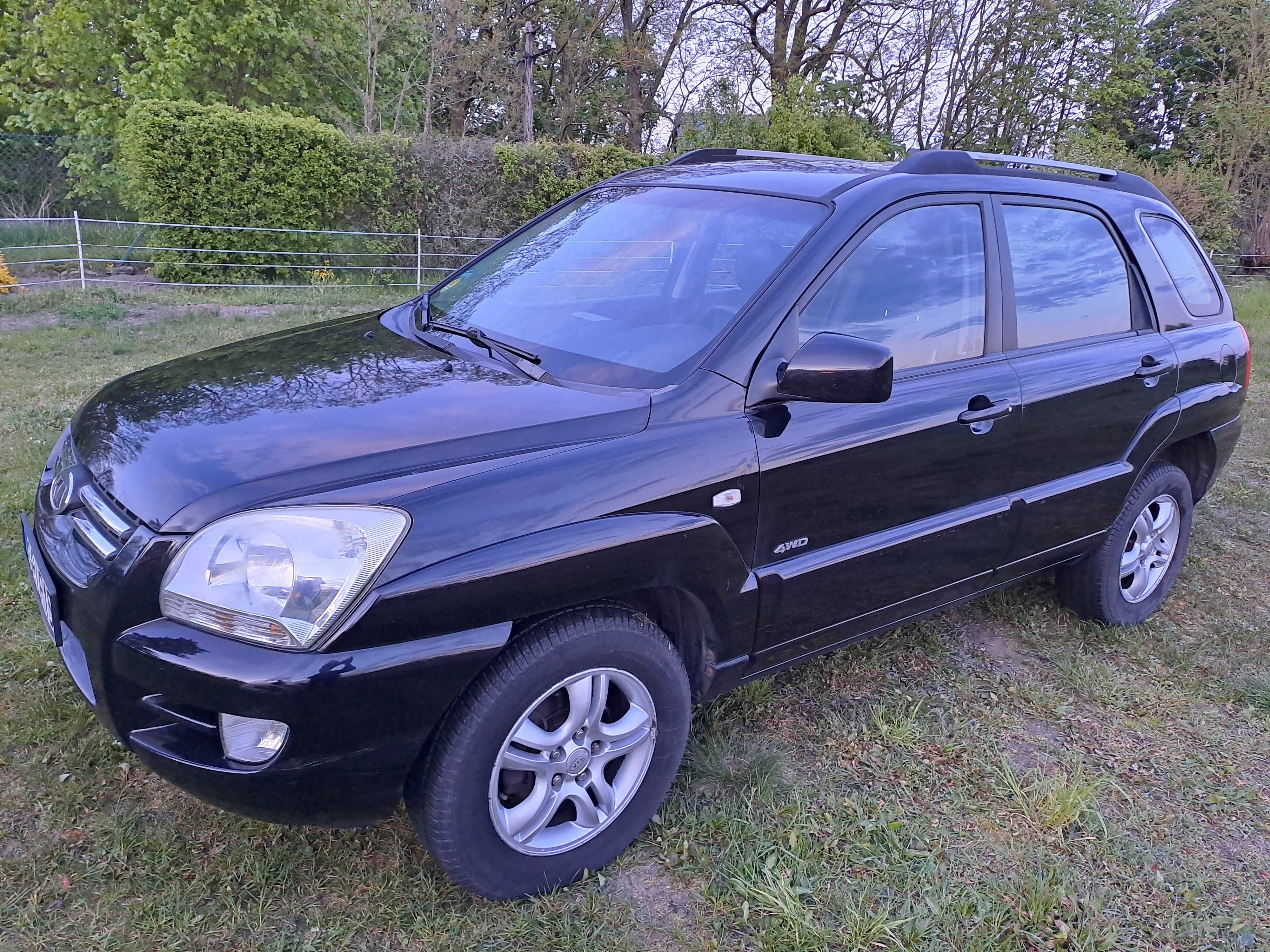 Kia Sportage 05r. 2,0D 114KM. uszkodzony bez rdzy 4X4