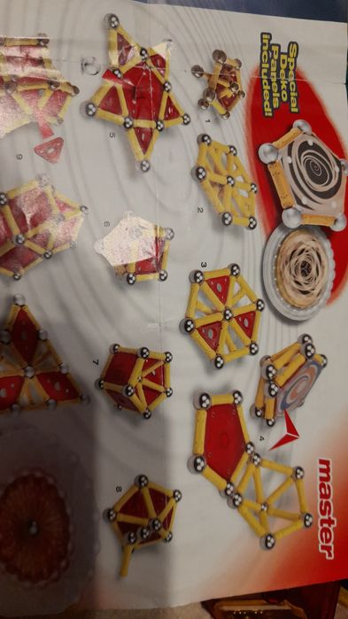 Zestawy kreatywnych klocków Geomag