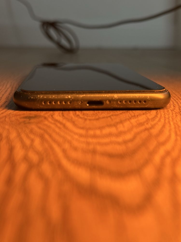 Iphone 11 128GB  bateria 74%