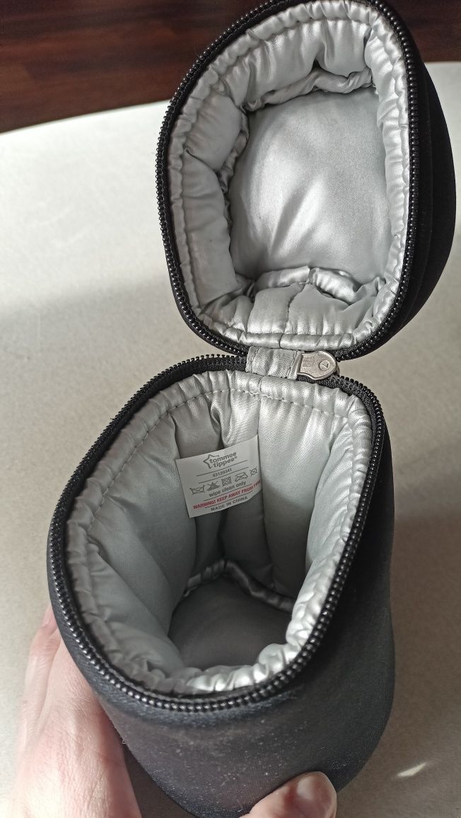 Pokrowiec na butelkę na mleko Tommee tippee
