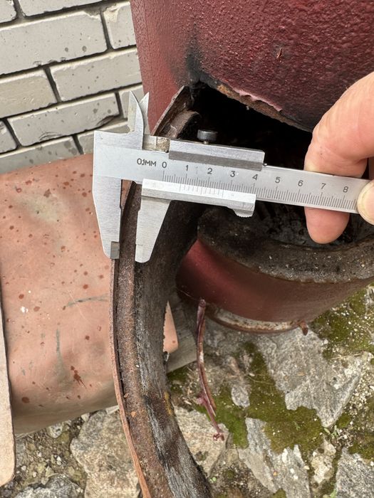 Саморобний металевий котел на дрова