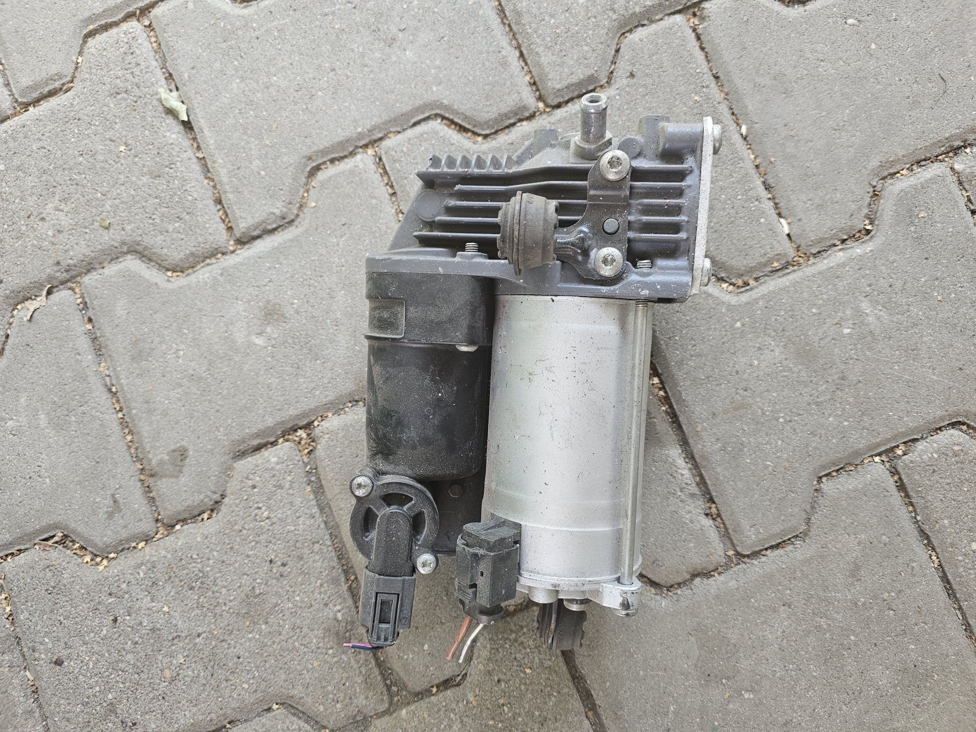 Mercedes ml w164 kompresor zawieszenia
