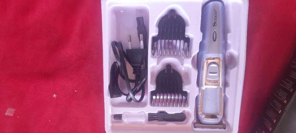 Máquina de cortar cabelo usada uma vez