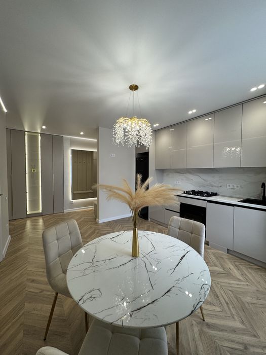 Стильна квартира біля Озера в Жк Міленіум