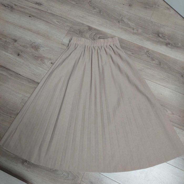spódnica plisowana beżowa roz. S firma Shein, Zara, Mohito
