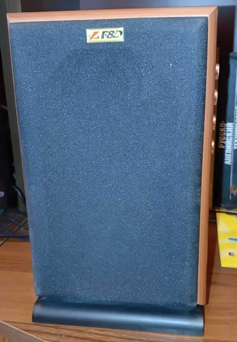 Акустическая система F&D SPS-699m (2 колонки) в отличном состоянии