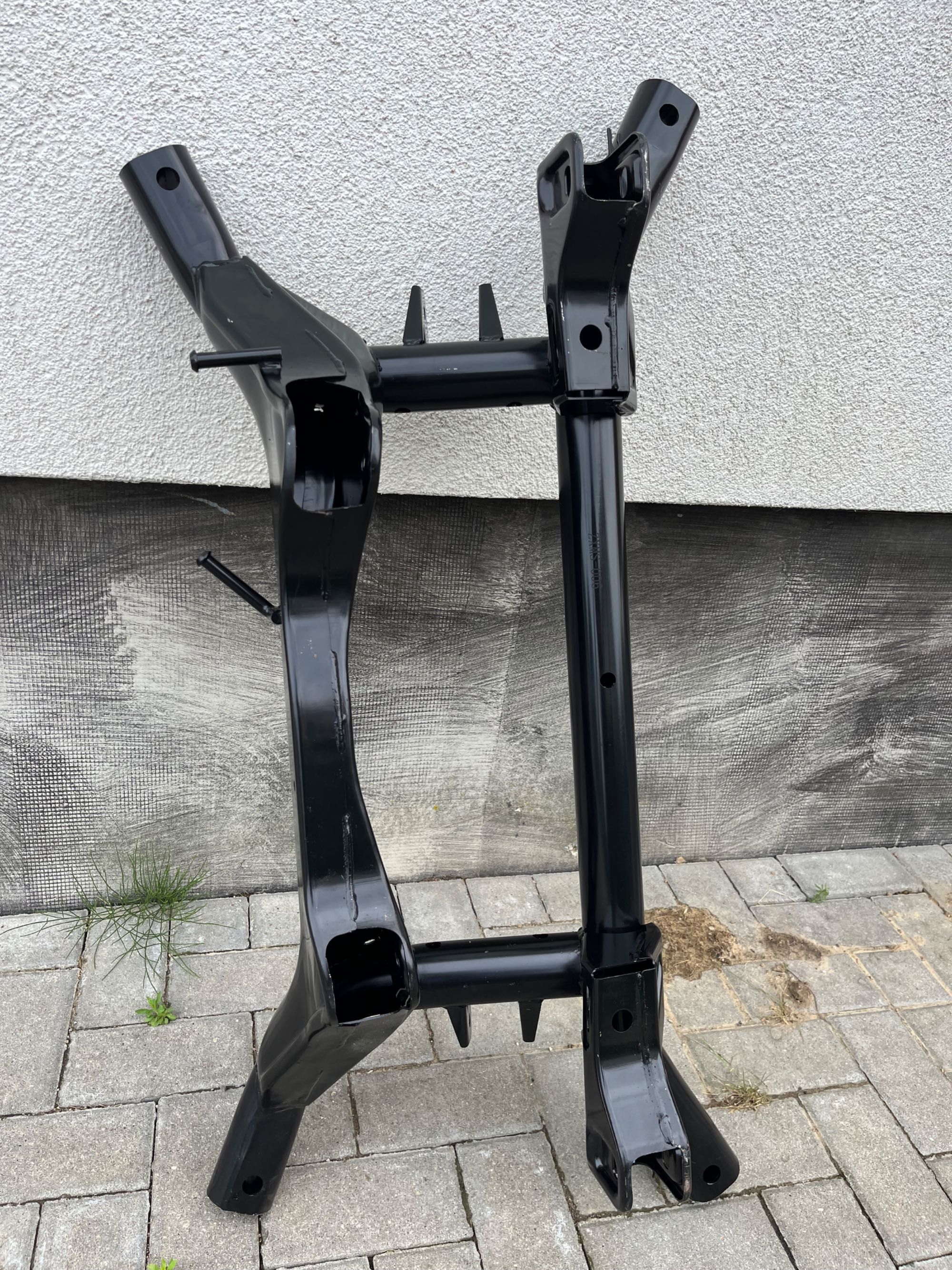 Tylne zawieszenie, sanki Lancer, Outlander