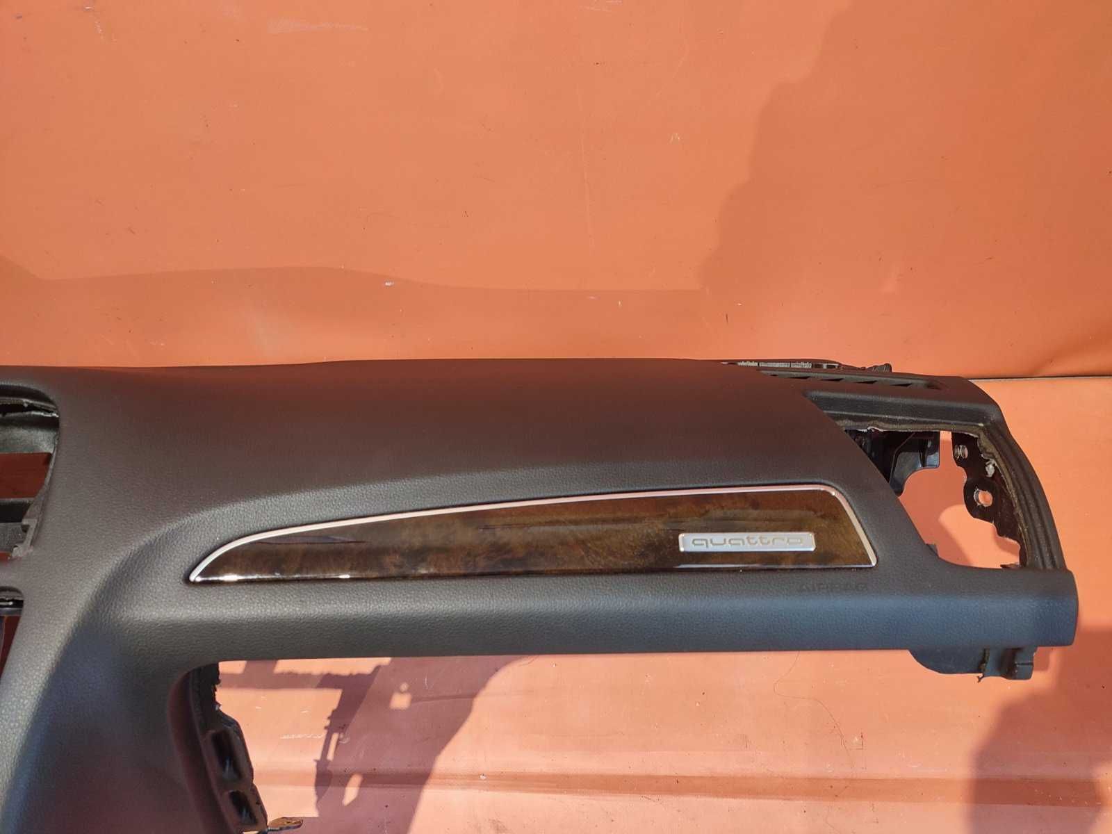 Торпеда Торпедо Панель передняя 8R1857041 Audi Q5 ку5 кю5