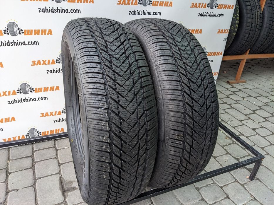 Нові 225/60R17 Powertrac Snowtour Pro 99H зимові шини (4шт)