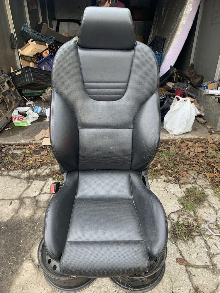 Сиденье Recaro