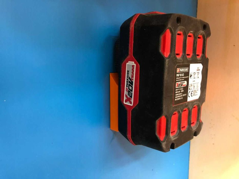 Suporte de parede bateria Parkside