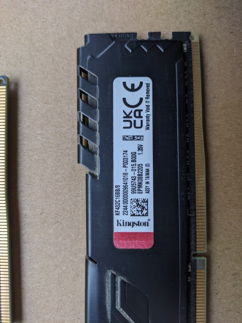 DDR4 Fury 8GBx2 3600