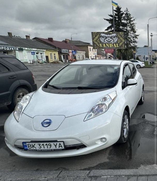 Оренда.Ніссан ліф.тахі.nissan leaf