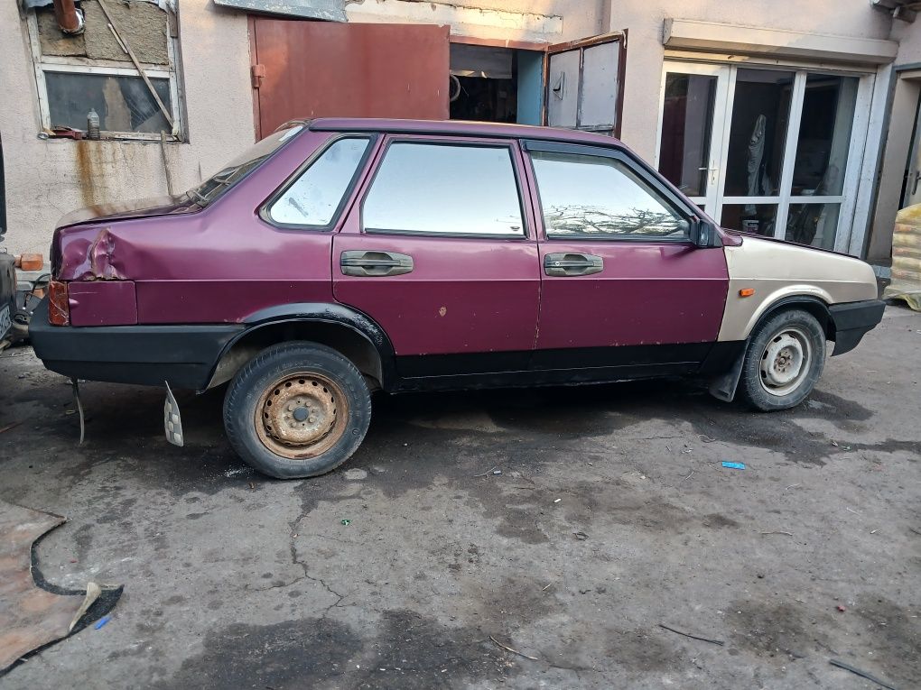 Продам ВАЗ 21099