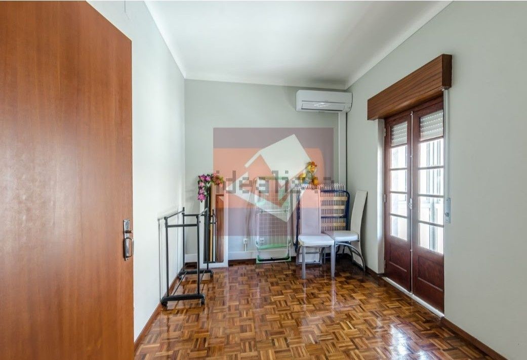 Quarto para alugar em Muradia