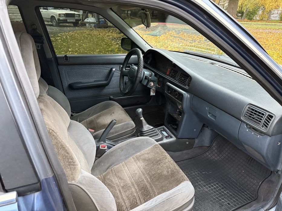 MAZDA 626 Двигун 1.8 КПП 5 ст